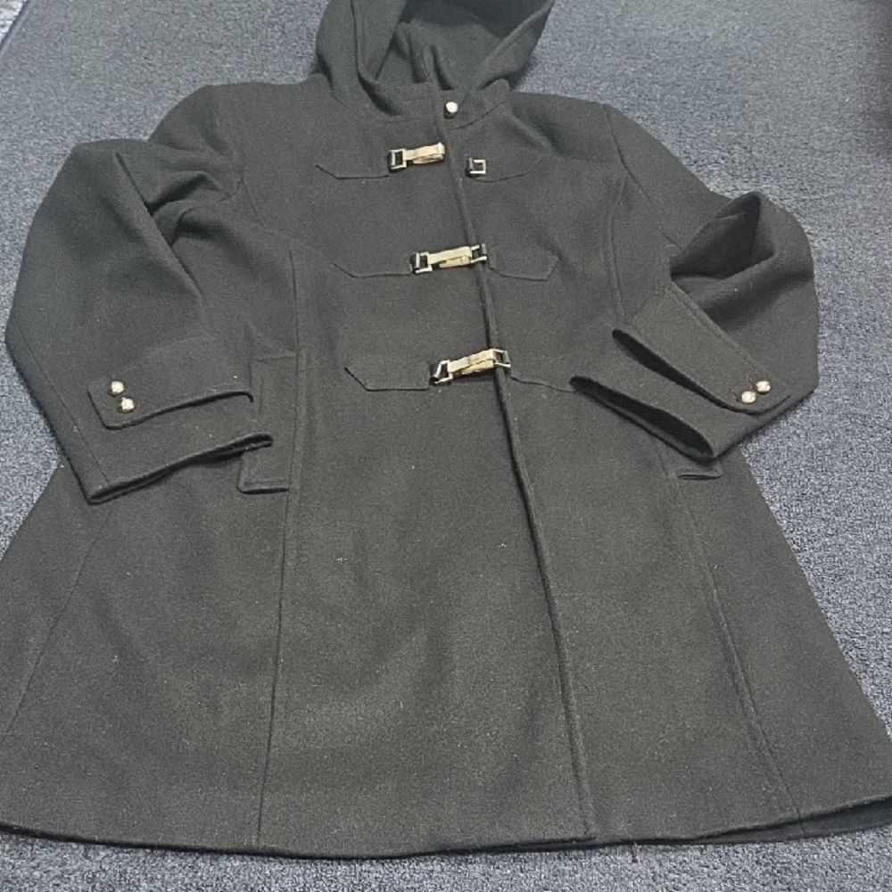 Black Classic Trench Coat with Timeless Design
